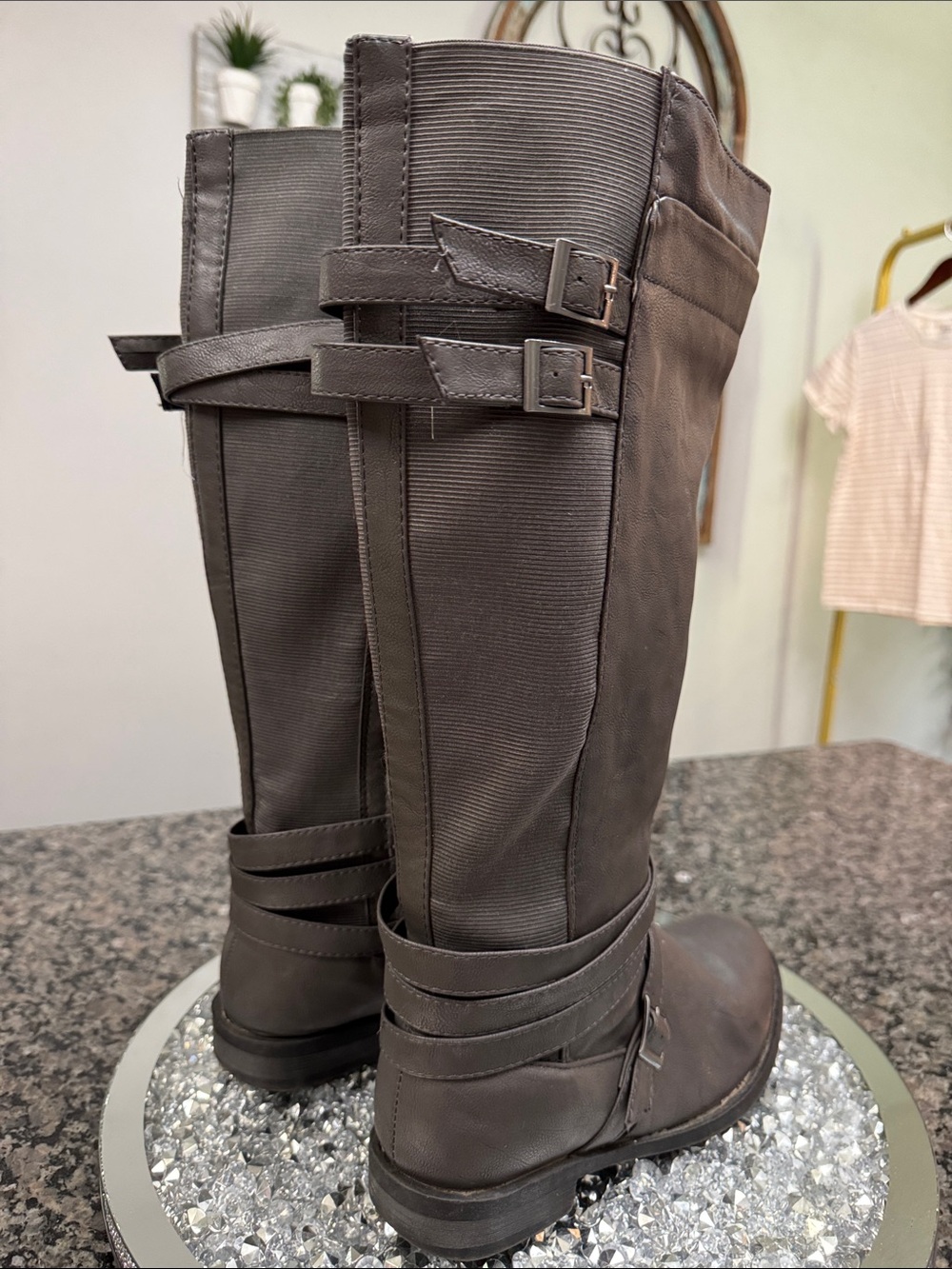 torrid tall gray straps and Buckle Riding Boots 8W - Picture 8 of 16